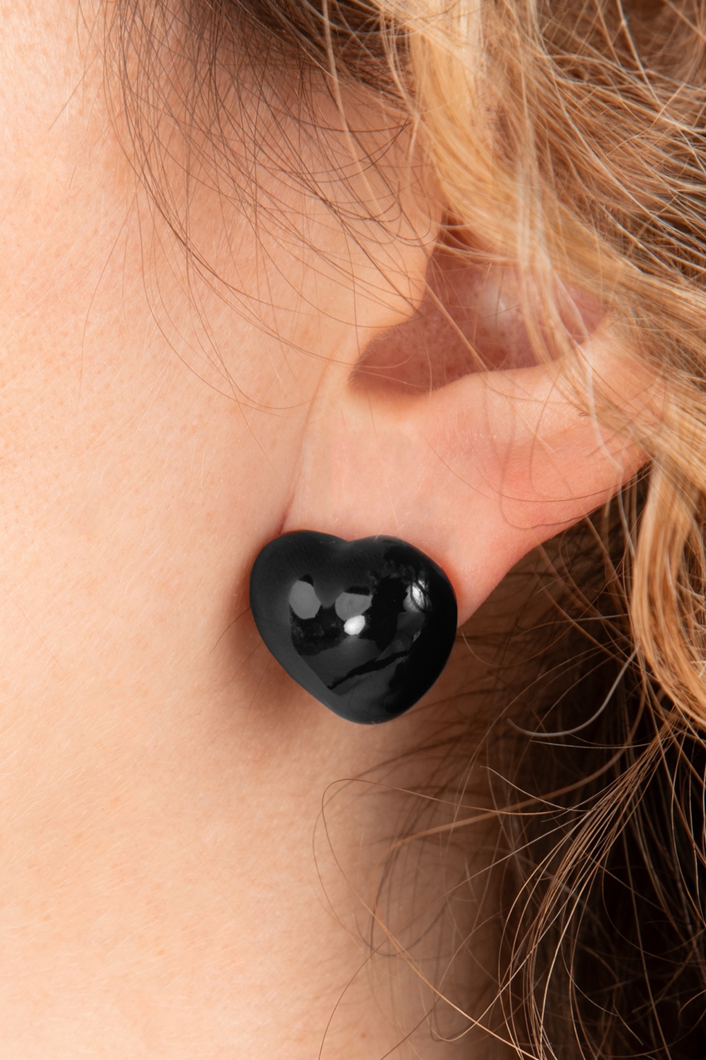 268804-Banned-50892-Earrings-Thick-Heart-Black-20241111-003W-full