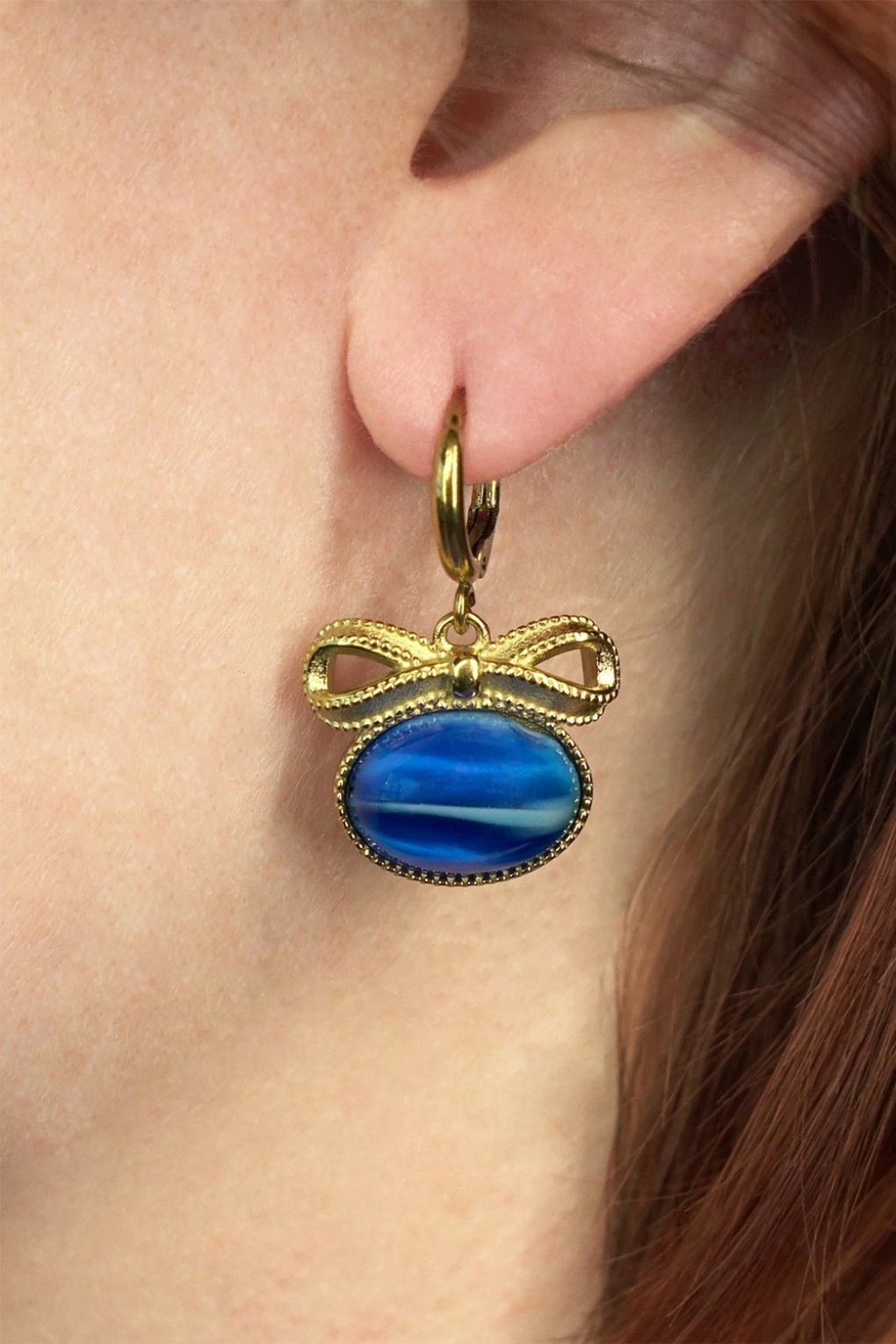 278132-Urban-Hippies-54821-Earring-Hanger-Sassy-Blue-250807-001-full