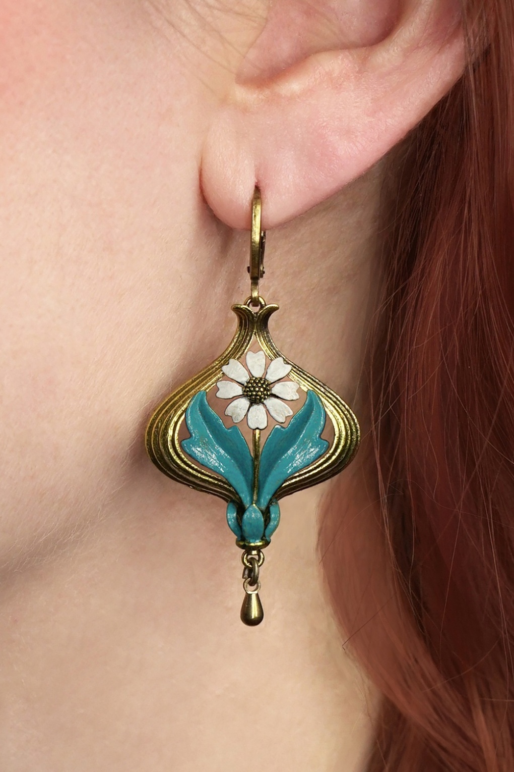 278127-Urban-Hippies-54824-Earring-Hanger-Arabella-Teal-White-250807-001-full