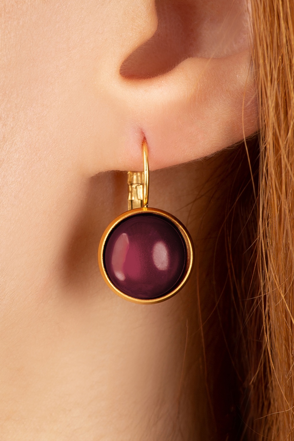 264000-Urban-Hippies-44361-Goldplated-Dot-Earrings-Aubergine20220801-001-full