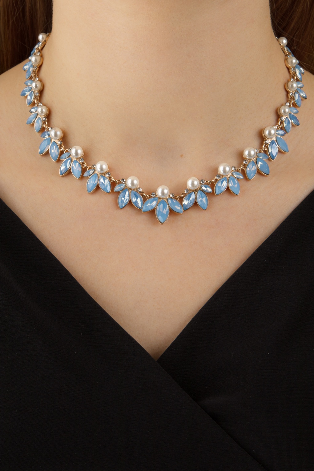 271839-Lovely-53258-Necklace-pearls-bleu-250211-003MW-full