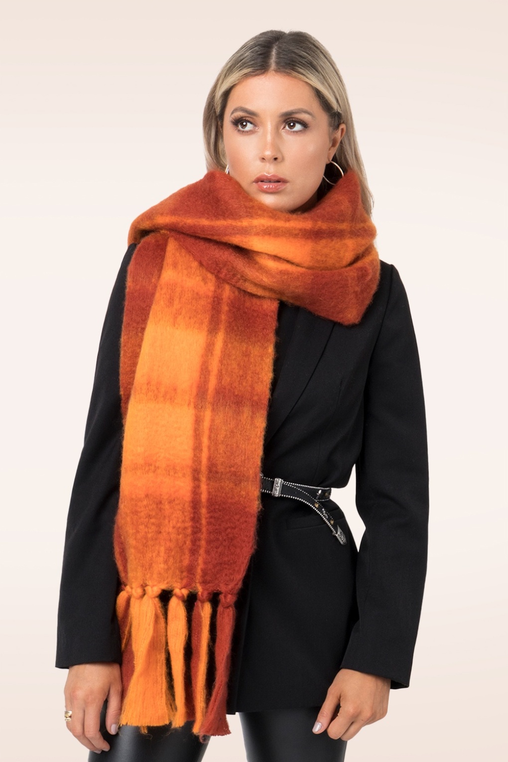 281922-Pia-Rossini-54238-ZAB01774-ORA018-Oran-251015-001MW-full