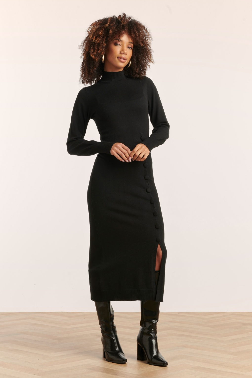 282845-Smashed-Lemon-53833-Dress-Maxi-Knit-Black-241210-003MW-full