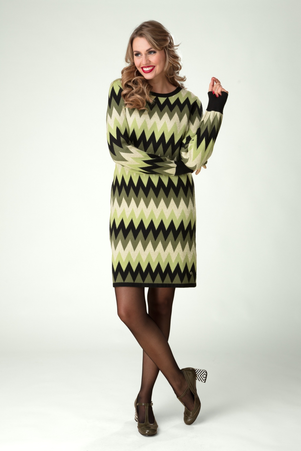 282928-Smashed-Lemon-53841-Dress-A-lin-Knit-Army-Sand-241129-040MW-full