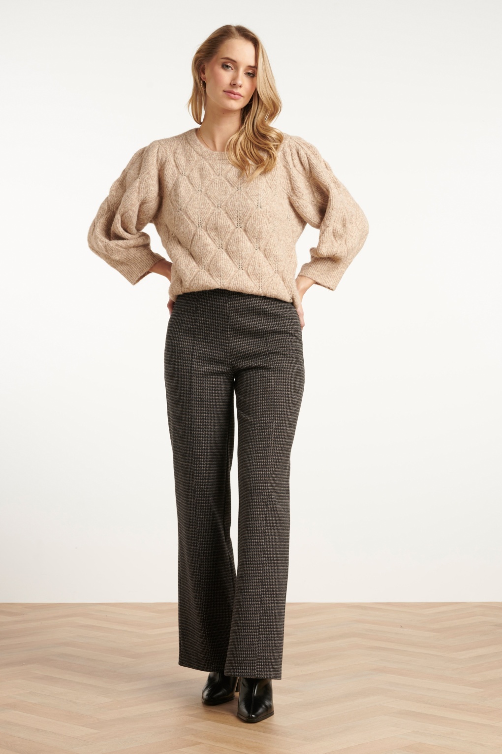 283393-Smashed-Lemon-53866-Pants-Pied-de-Poule-Black-Sand-241204-001M-full