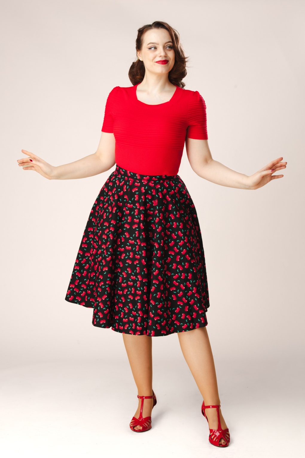 284749-Topvintage-Boutique-55970-Shelvia-Swing-Skirt-Black-251219-040MW-full